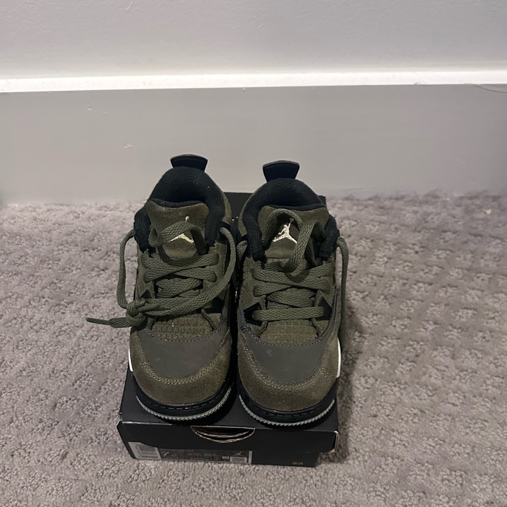 Air Jordan 4’s